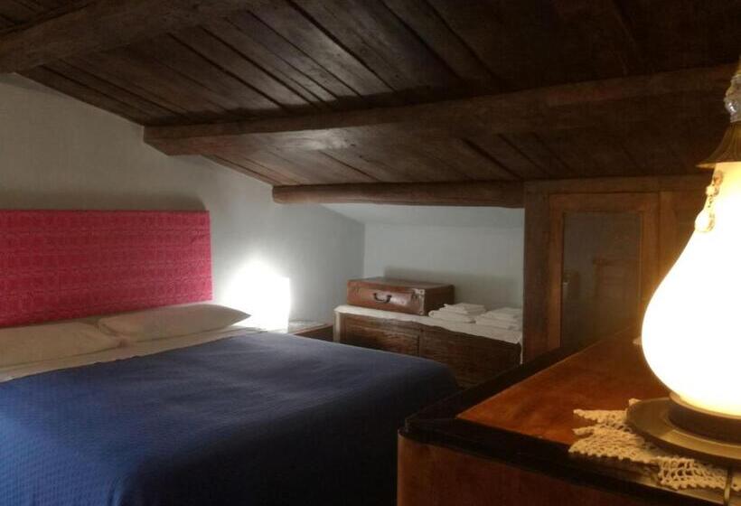 פנסיון Il Nibbio   Torretta Del Poeta