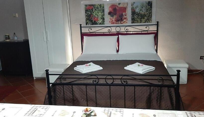 פנסיון La Collina Del Melograno