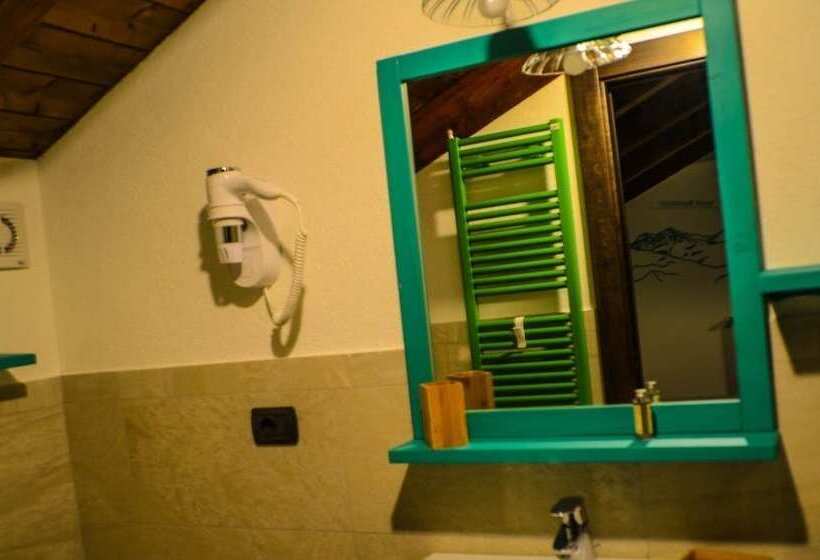 פנסיון Les Vrais Rayons