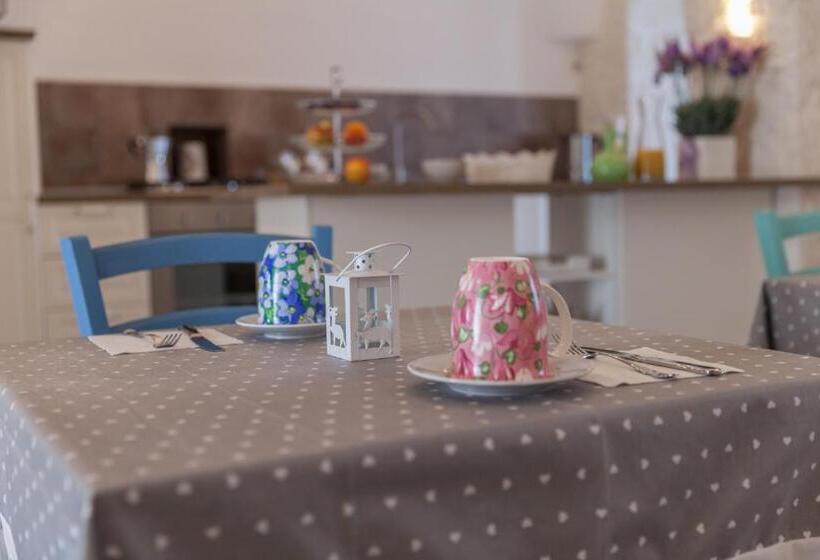 پانسیون Marinella Suite Home