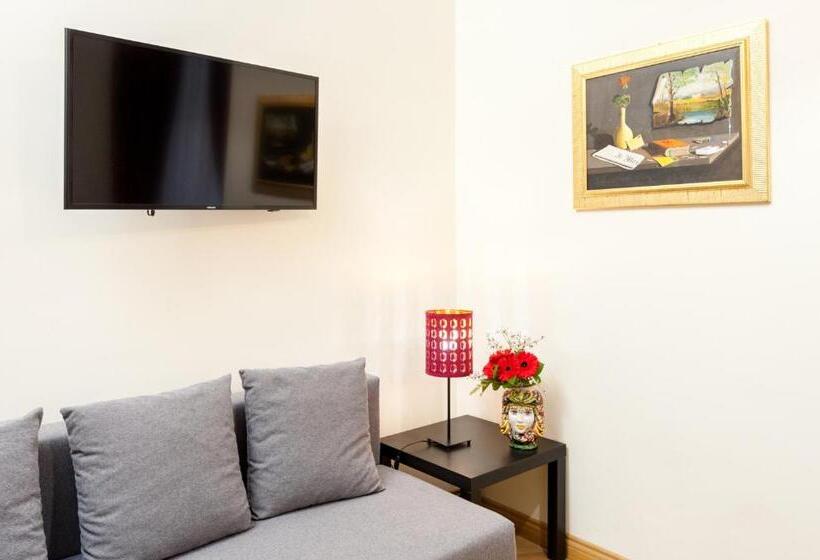 پانسیون Mybedcavour