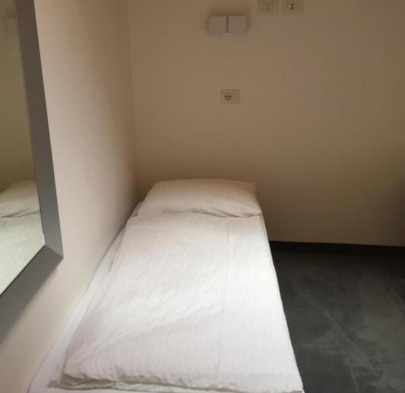 פנסיון R&b La Calzoleria