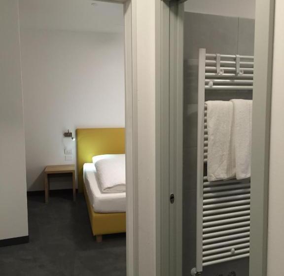 פנסיון R&b La Calzoleria