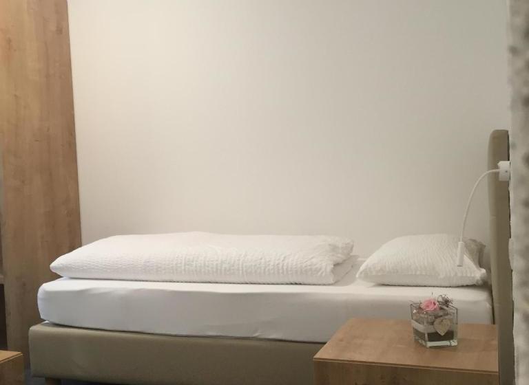 פנסיון R&b La Calzoleria