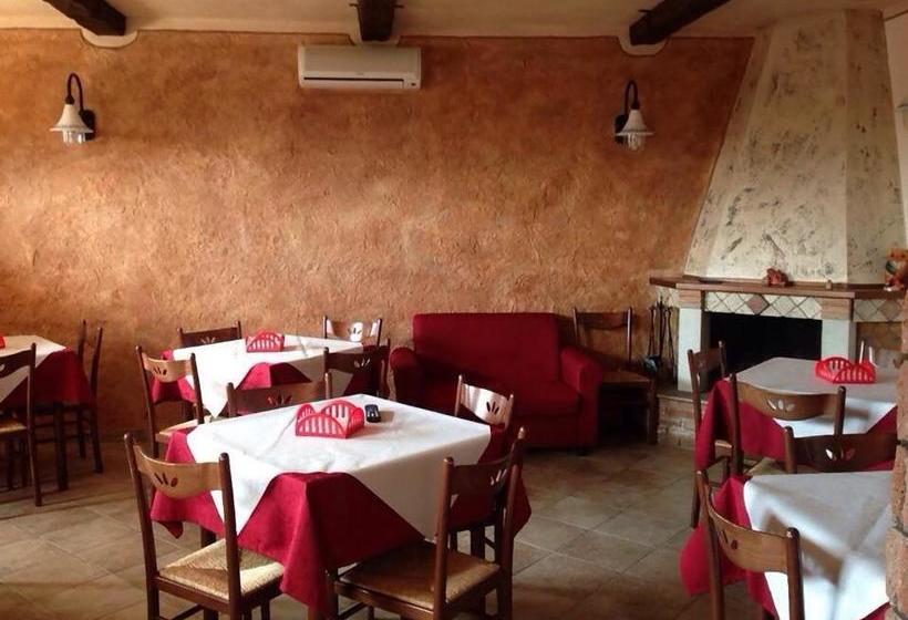 پانسیون Red Stone