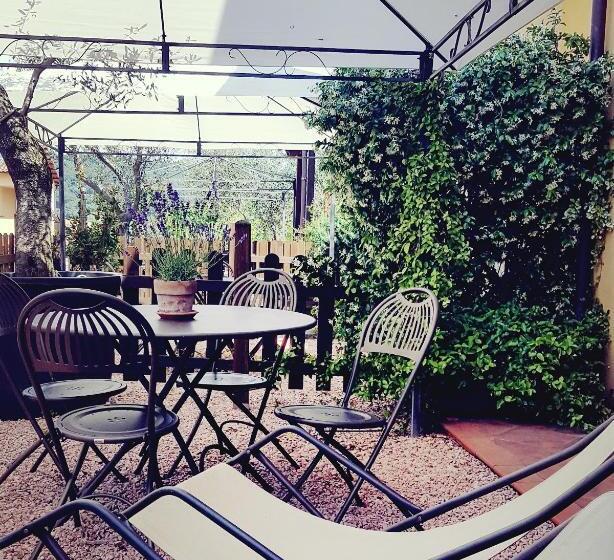 פנסיון Salvia E Rosmarino   Affittacamere In Liguria