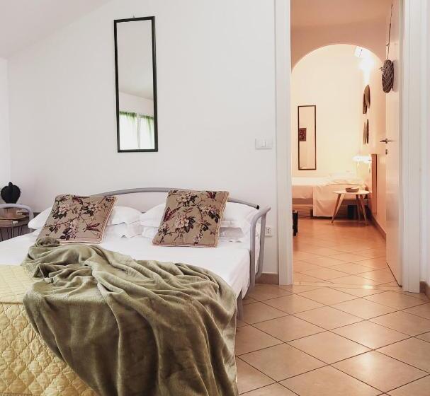 פנסיון Salvia E Rosmarino   Affittacamere In Liguria