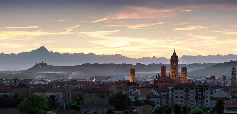 Dimora In Alba