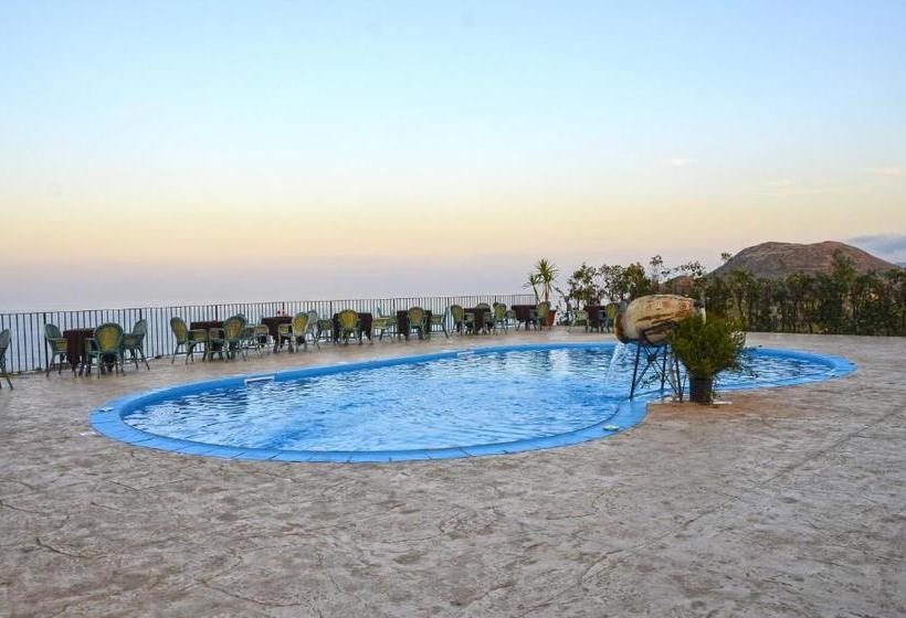 Eolian Residence