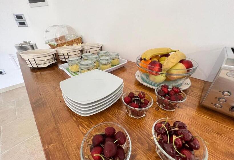 هتل Agriturismo Antichi Ulivi