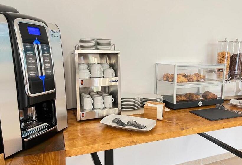 هتل Agriturismo Antichi Ulivi