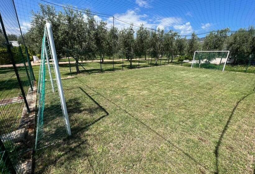 هتل Agriturismo Antichi Ulivi