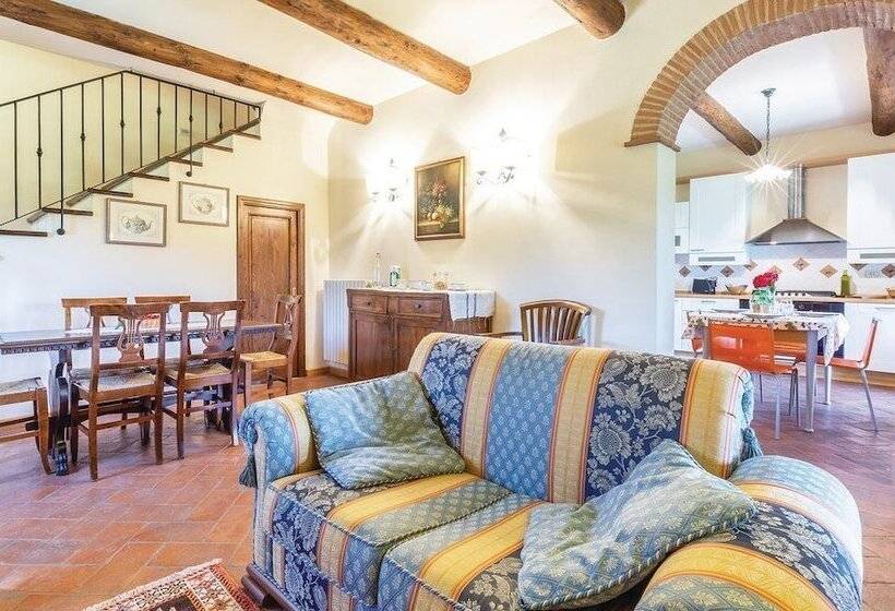 Отель Agriturismo Il Castelluccio