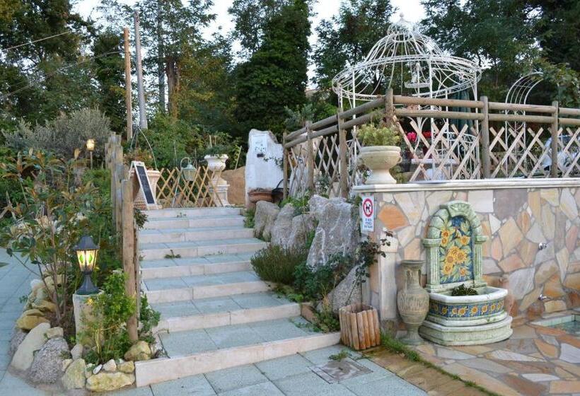 בית מלון כפרי Agriturismo Il Quadrifoglio