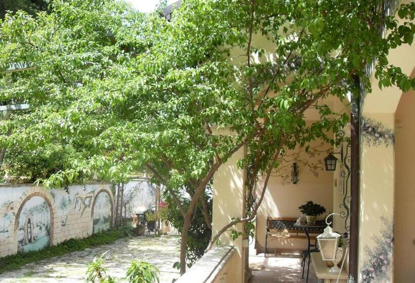 בית מלון כפרי Agriturismo Il Quadrifoglio