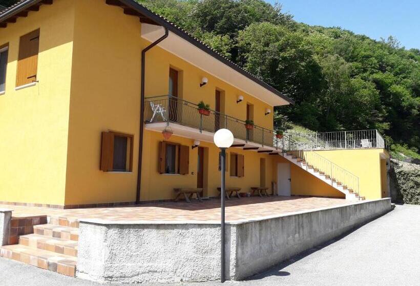 ホテル Agriturismo La Miniera