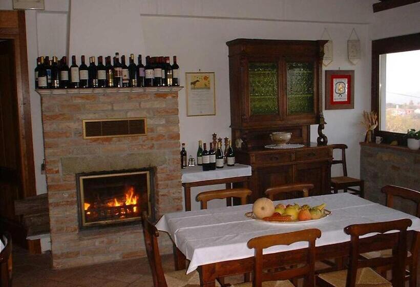 فندق Agriturismo Rupestr