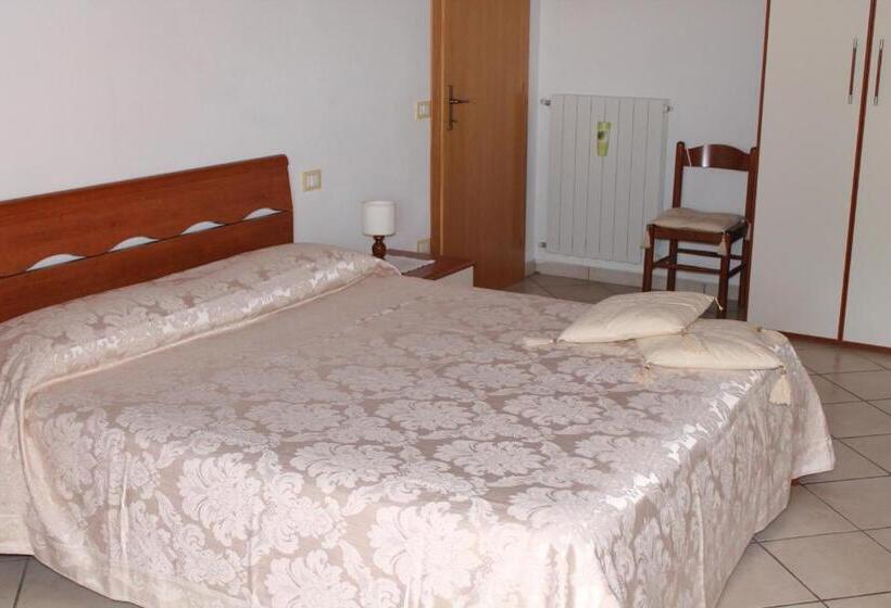 בית מלון כפרי Agriturismo Susanna E Atria