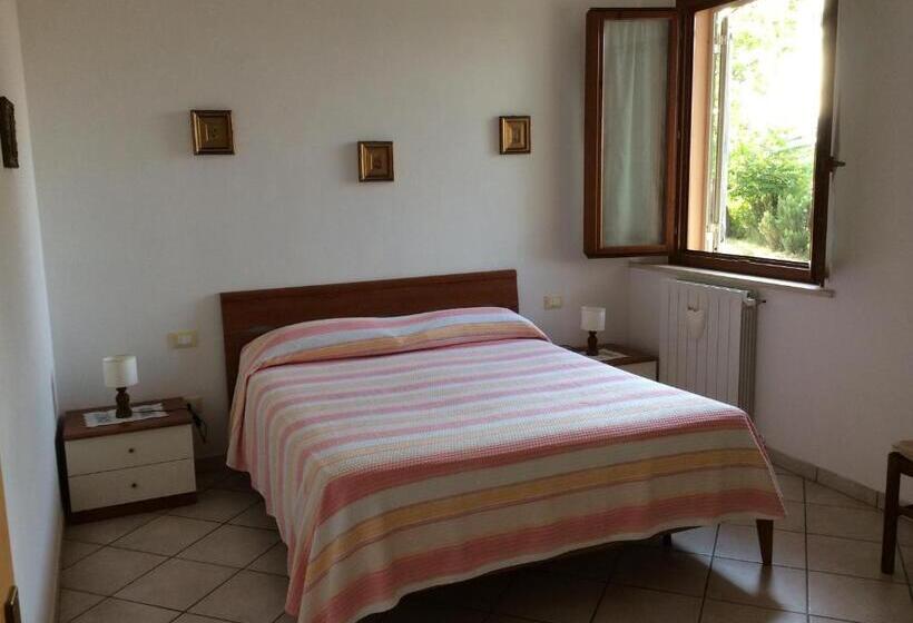 בית מלון כפרי Agriturismo Susanna E Atria