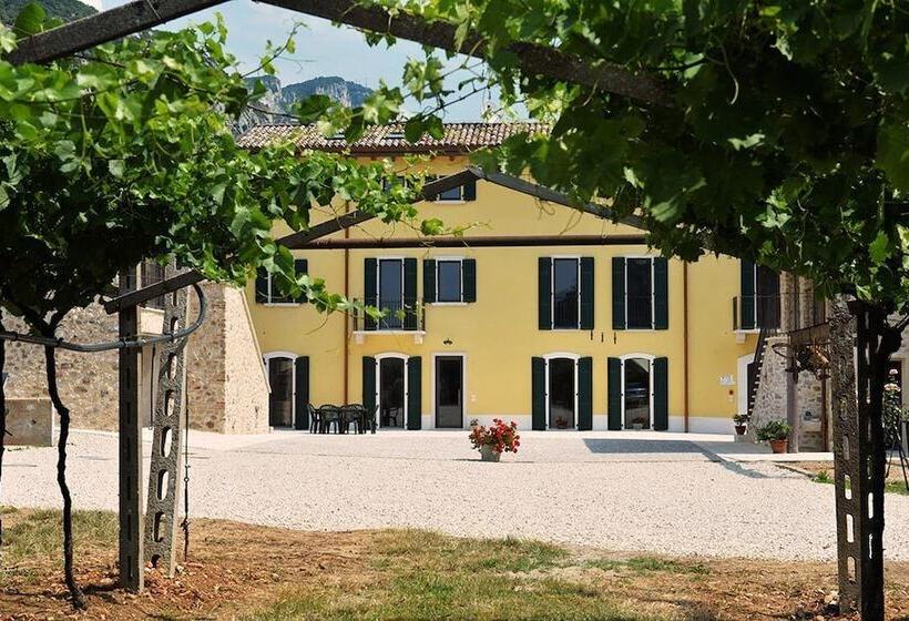 Отель Agriturismo Tre Forti