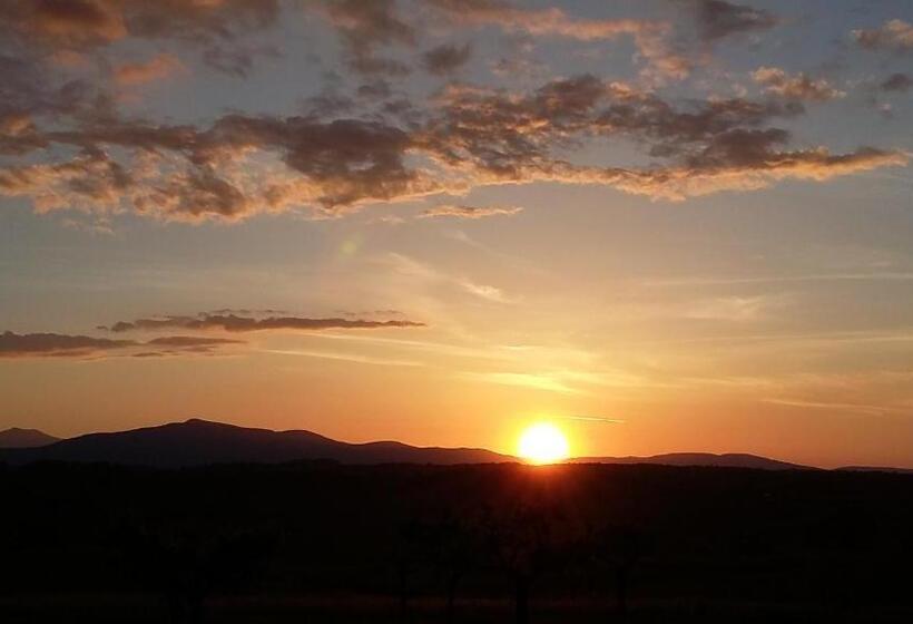 בית מלון כפרי Agriturismo Valiana