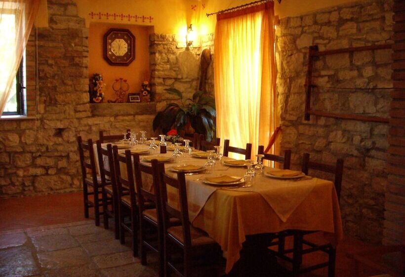 ホテル Aia Di Lazzaro Country House