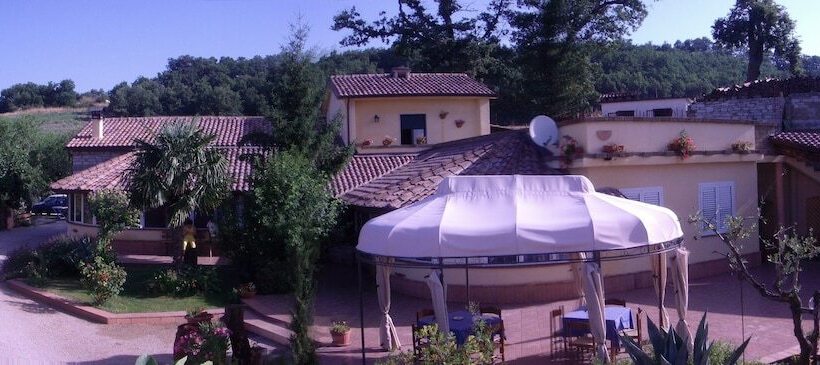 ホテル Aia Di Lazzaro Country House