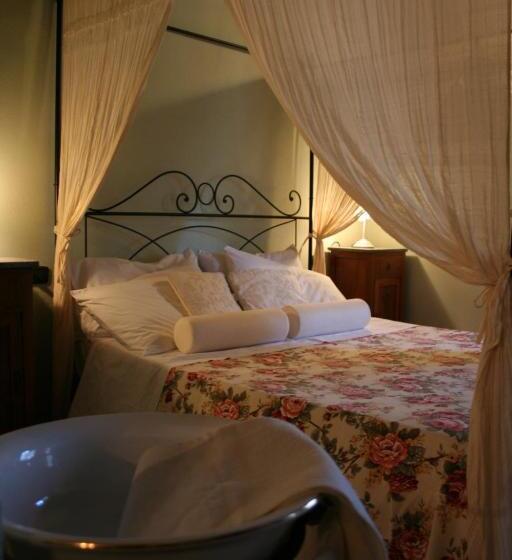 בית מלון כפרי Antico Casale Pozzuolo