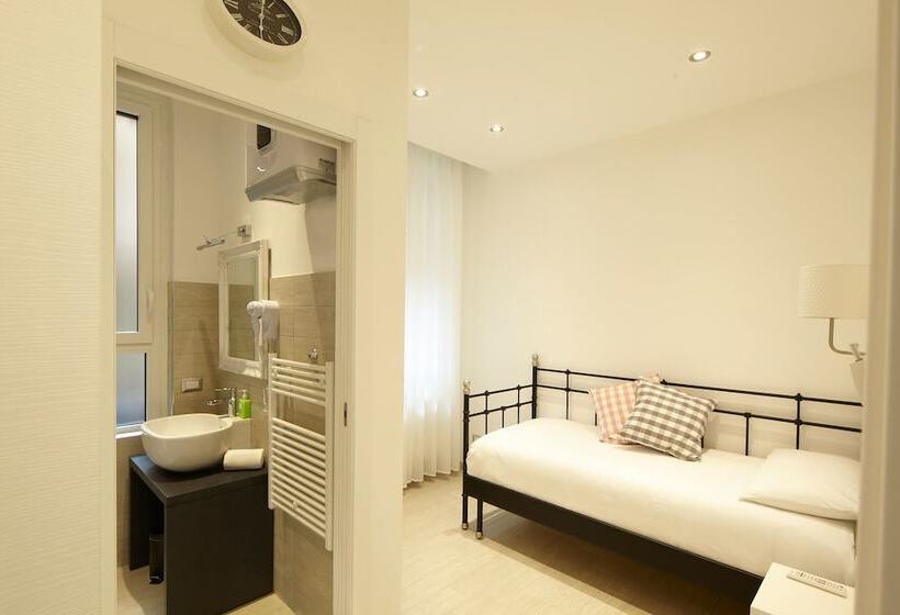 펜션 Affittacamere Arosio