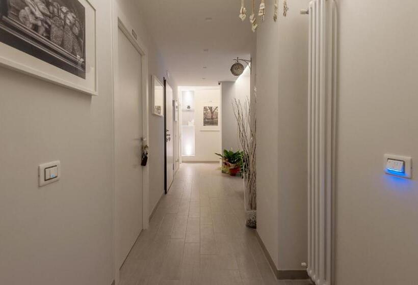 پانسیون Affittacamere Villa Marcella