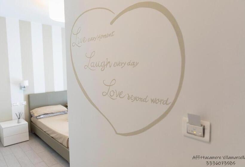 پانسیون Affittacamere Villa Marcella