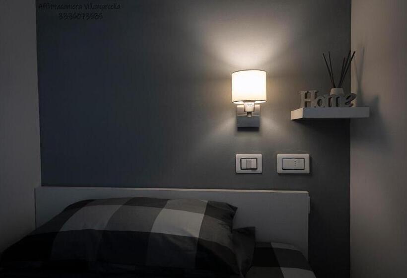 پانسیون Affittacamere Villa Marcella