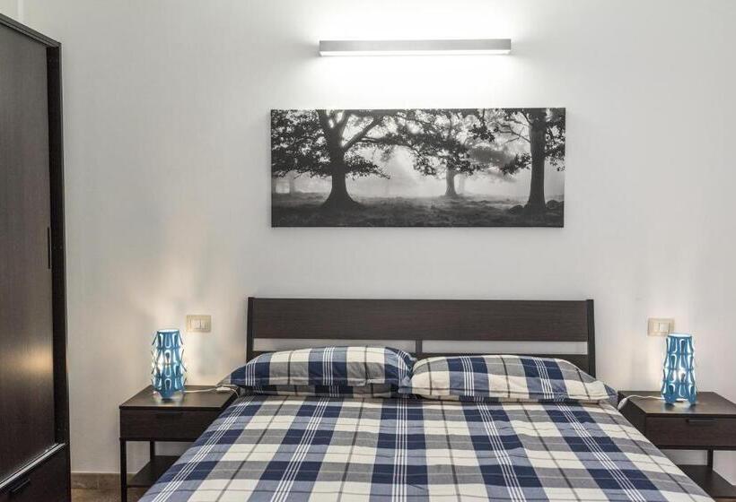 ペンション Al Castello Di Leonardo