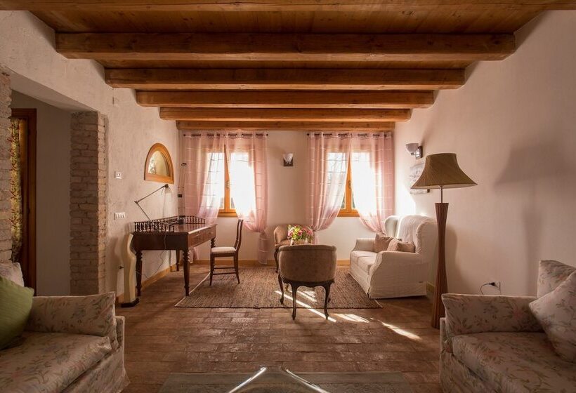 ペンション La Casa Di Campagna