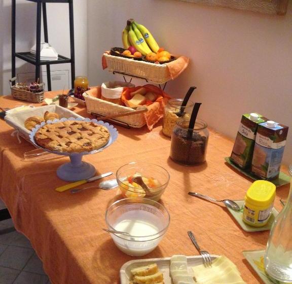 بنسيون La Maga Del Lago