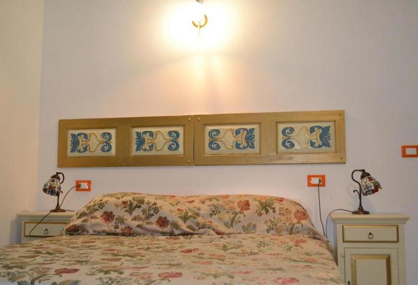 بنسيون La Maga Del Lago