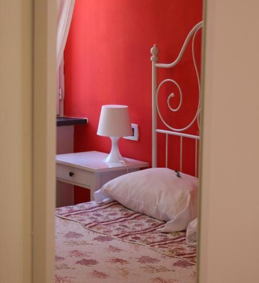 پانسیون Le Caravelle