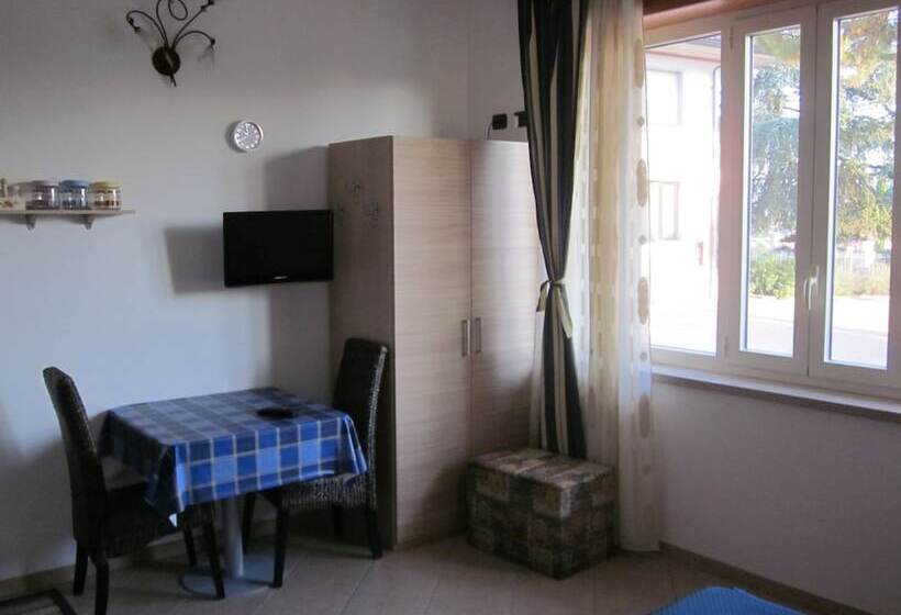 Residence La Quiete 5 Mins By Car From City Center 10 Mins From Langhe & Roero