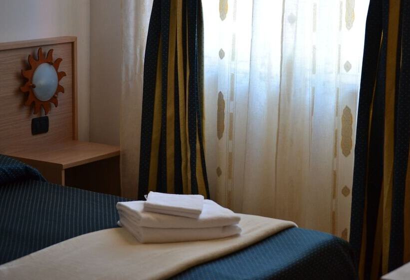 Residence La Quiete   5 Mins By Car From City Center 10 Mins From Langhe & Roero