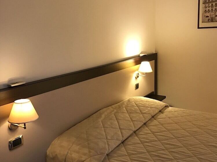 ユースホステル La Locanda Del Palatoraffinato