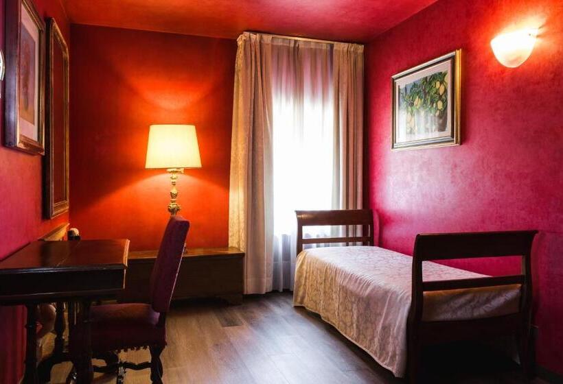 فندق صغير Locanda Da Lino