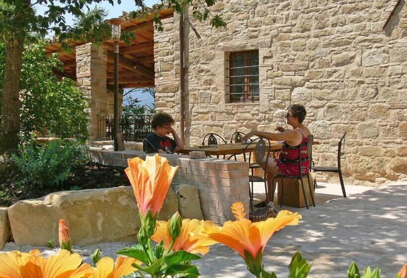 הוסטל Locanda Dell Istrice