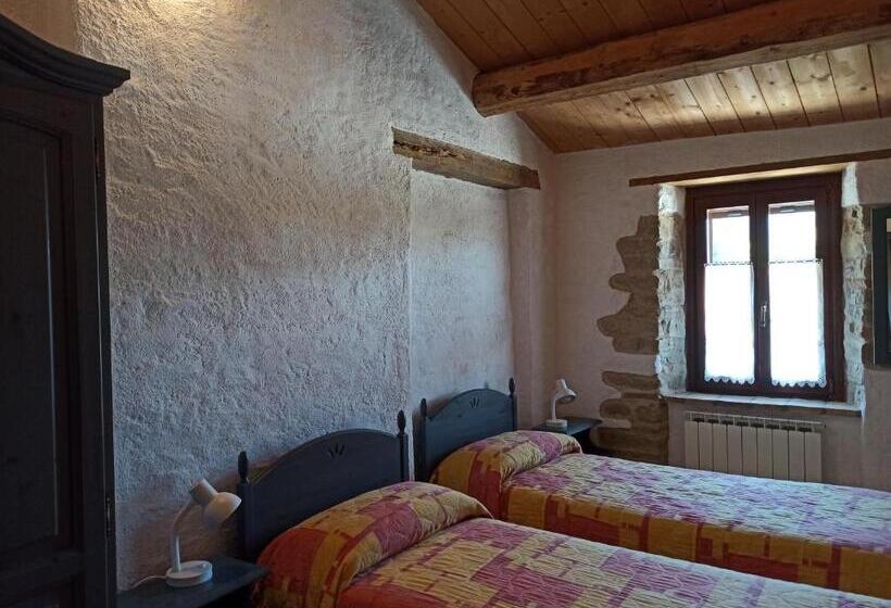 ホテル Agriturismo Alla Vecchia Quercia