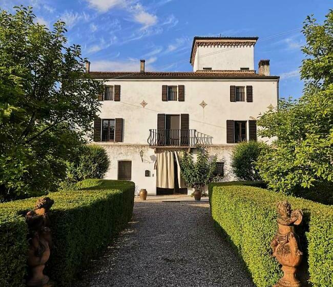 Отель Agriturismo Corte Spino