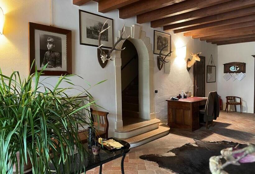 Отель Agriturismo Corte Spino