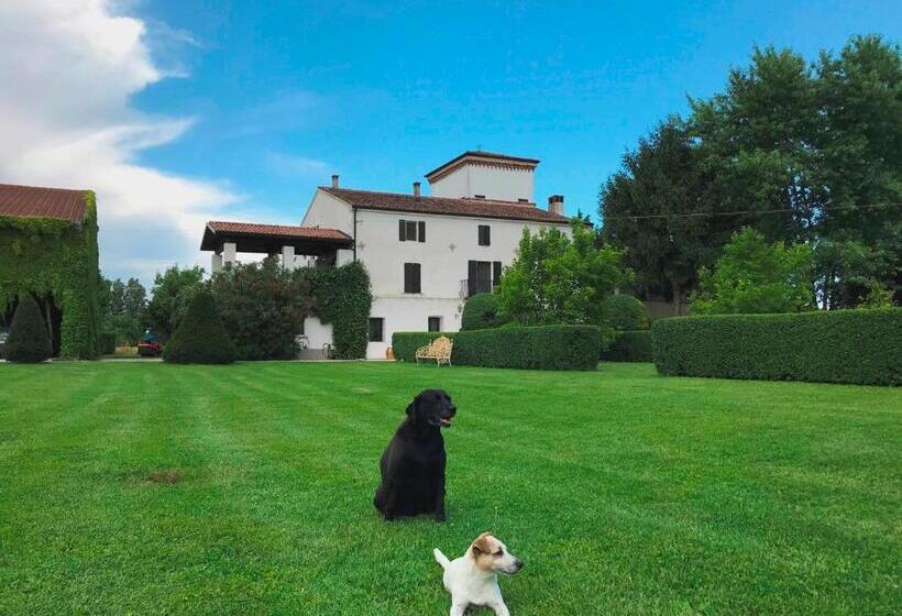 Отель Agriturismo Corte Spino