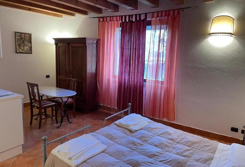 Отель Agriturismo Corte Spino