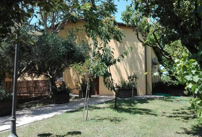 فندق Agriturismo Il Casale