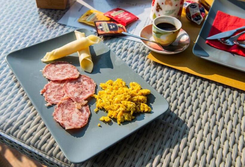 Отель Agriturismo Il Giardino Degli Ulivi