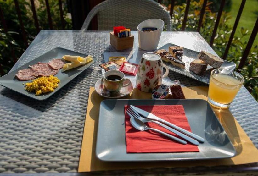 Отель Agriturismo Il Giardino Degli Ulivi